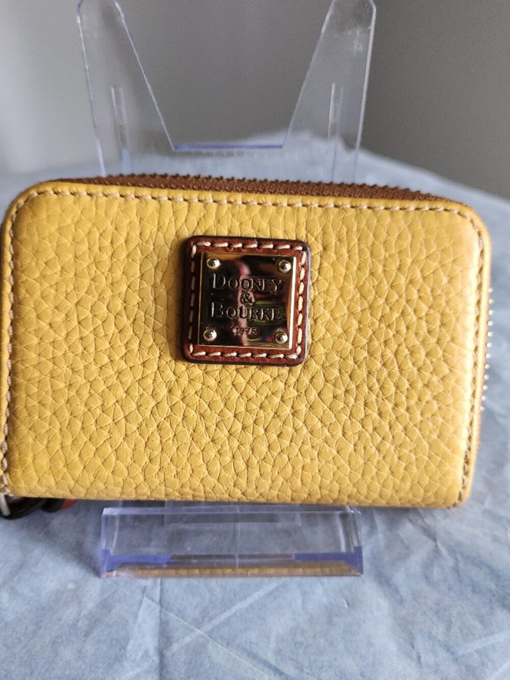 Dooney & Bourke Dandelion Small Yellow Pebble Grain Wallet EUC